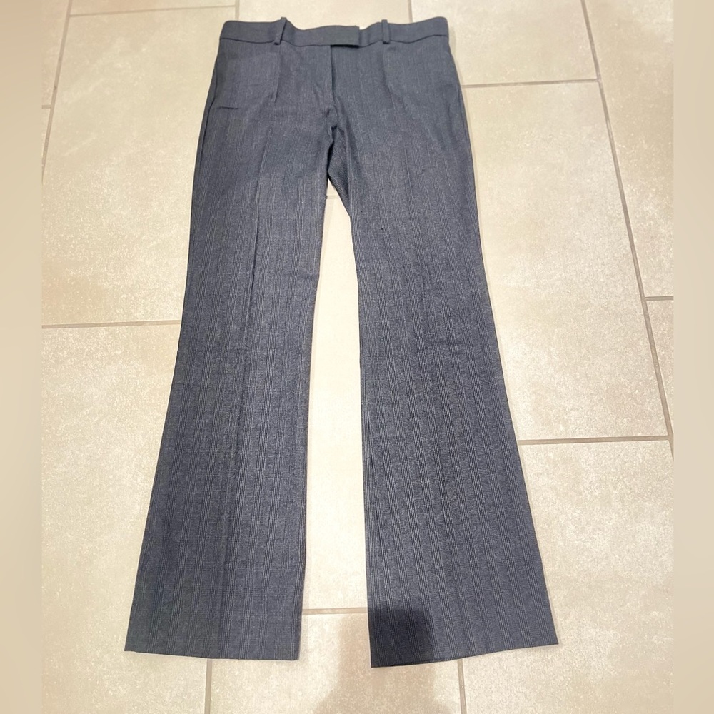 Gap Modern Bootcut pants size 2A in charcoal gray plaid